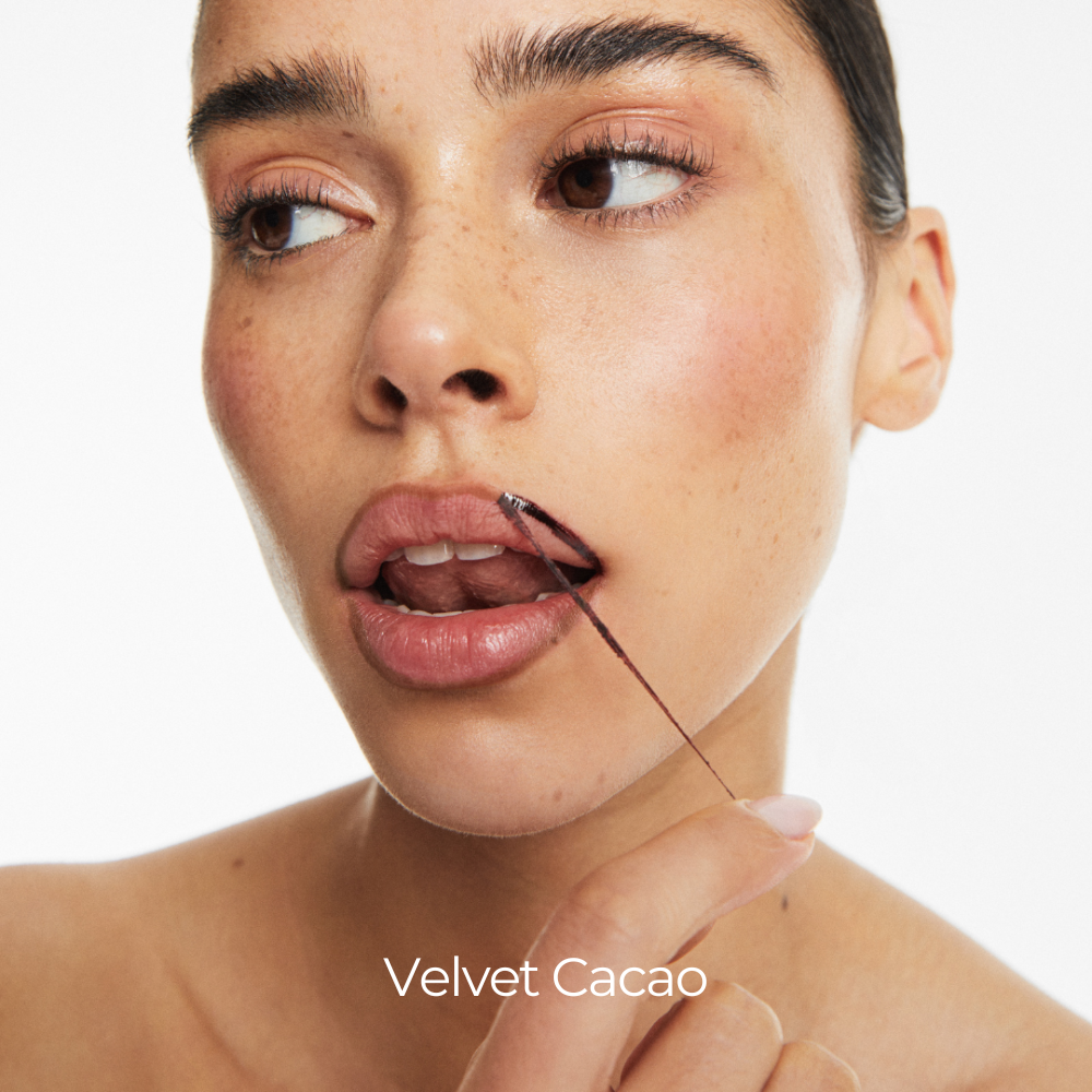 Stick & Stay™ Peel-Off Lipliner